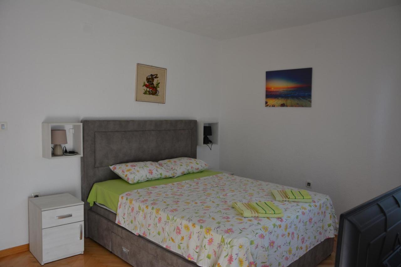 Apartments Djedovic 2 Petrovac Exterior photo